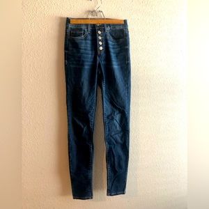 SO women’s button up skinny jeans